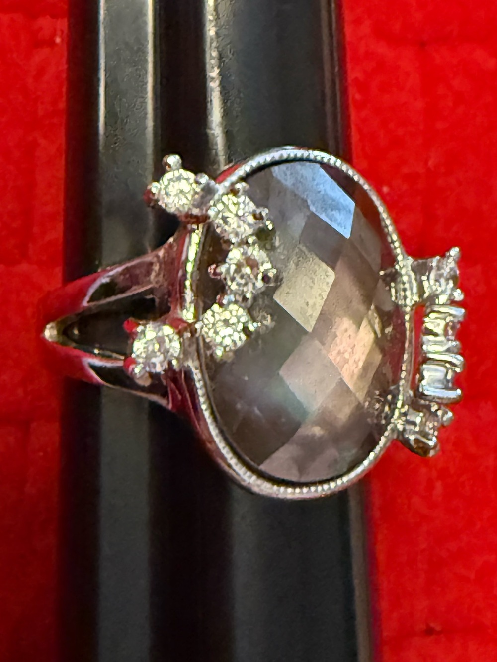 Silvertone Faceted Gemstone Ring with Accent Stones size 10
